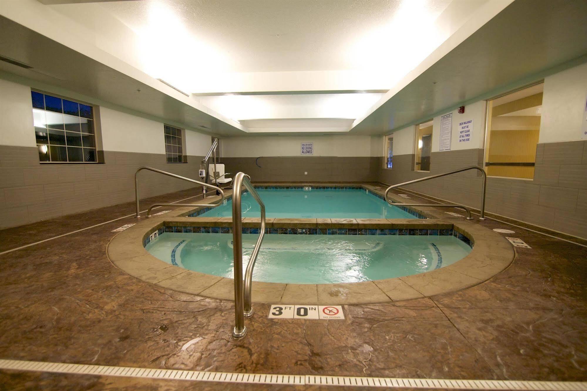 Best Western Duchesne Inn Luaran gambar